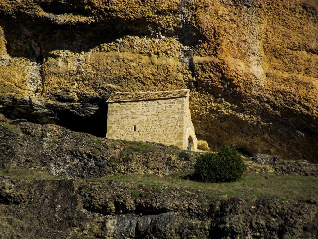 Albergue De Yebra Yebra de Basa Екстер'єр фото