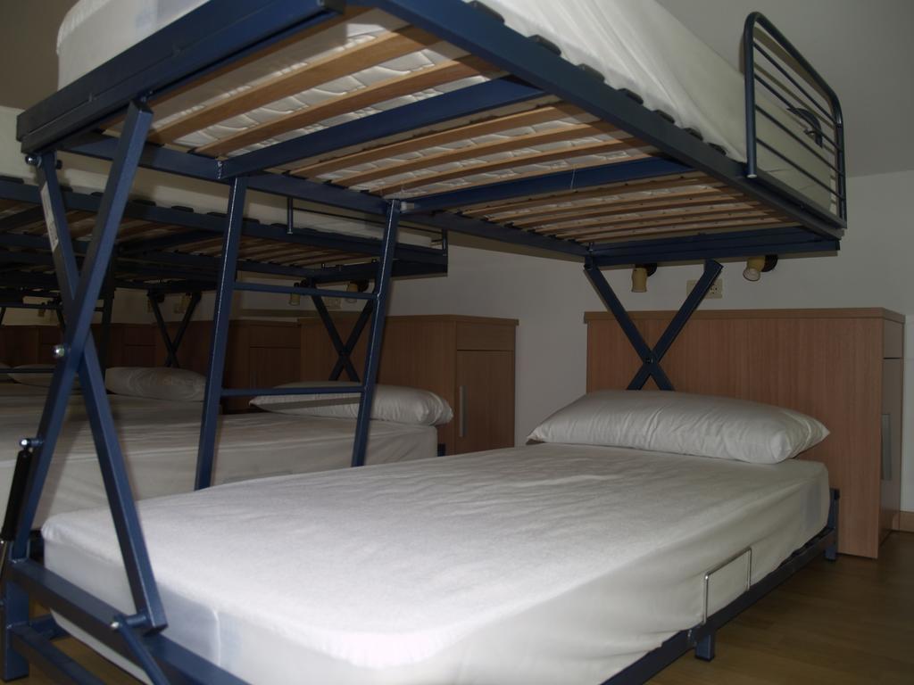 Albergue De Yebra Yebra de Basa Номер фото
