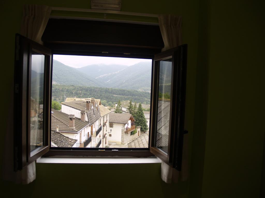 Albergue De Yebra Yebra de Basa Номер фото