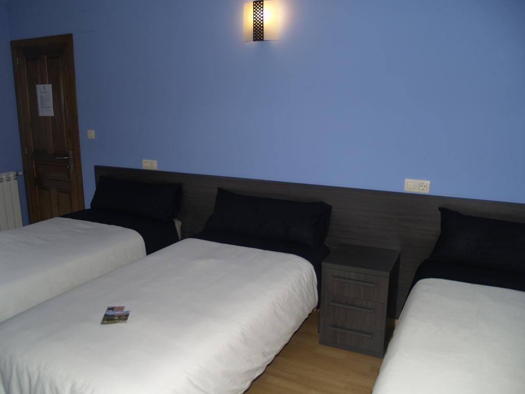 Albergue De Yebra Yebra de Basa Номер фото