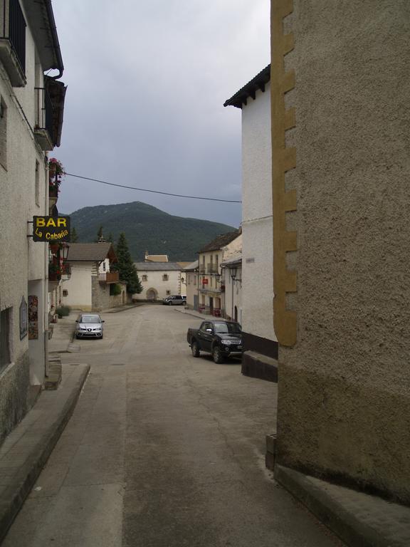 Albergue De Yebra Yebra de Basa Екстер'єр фото