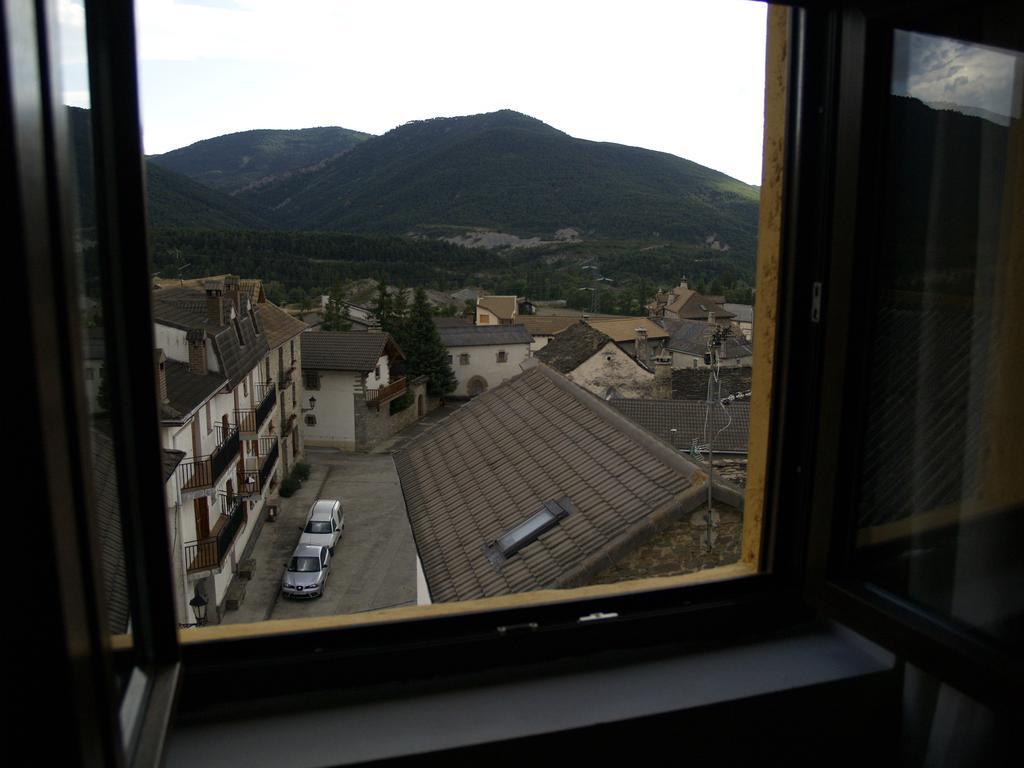 Albergue De Yebra Yebra de Basa Номер фото